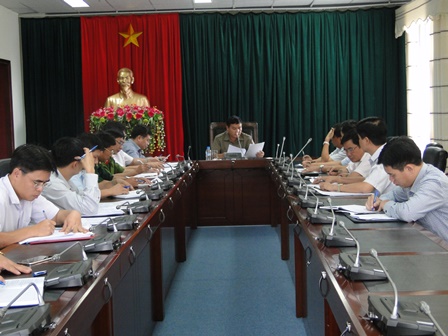 Quang cảnh cuộc họp