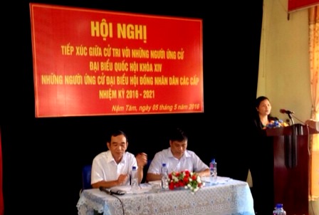   Quang cảnh tiếp xúc cử tri tại xã Nậm Tăm huyện Sìn Hồ