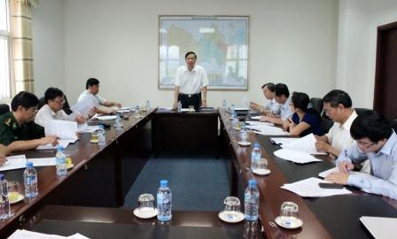 Đồng chí Vũ Văn Hoàn, Phó Bí thư Tỉnh ủy, Trưởng Ban Pháp chế HĐND tỉnh kết luận tại hội nghị