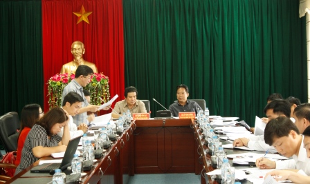 Quang cảnh buổi làm việc