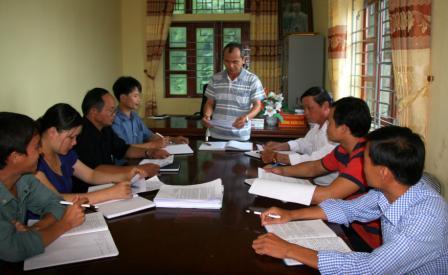 Một buổi triển khai Chỉ thị, Nghị quyết cấp trên ở Đảng ủy xã Trung Đồng