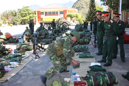 Kiểm tra công tác chuẩn bị thực hành chuyển trạng thái sẵn sàng chiến đấu