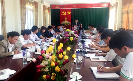 Quang cảnh buổi khảo sát tại UBND huyện Tân Uyên