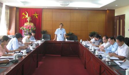 Đồng chí Chu Lê Chinh, Ủy viên BTV Tỉnh ủy, Phó trưởng đoàn Đại biểu Quốc hội tỉnh, Trưởng đoàn giám sát chủ trì buổi làm việc