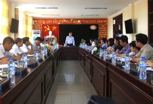 Quang cảnh buổi làm việc