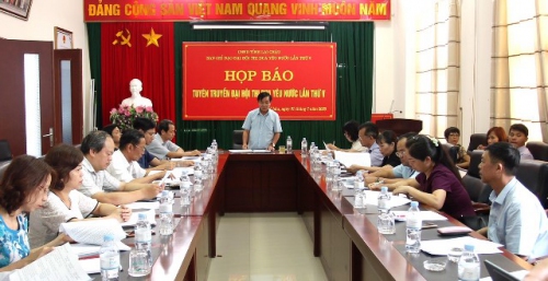 Đ/c Trần Đức Vương - UVBTV, Trưởng Ban Tuyên giáo Tỉnh ủy, Trưởng Tiều ban TTKTVN kết luận buổi họp báo