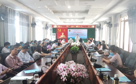 Đồng chí Trần Quang Chiến- Phó Chủ tịch UBND huyện, Trưởng Ban Quản lý dự án CWS huyện Than Uyên kết luận hội thảo