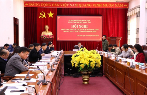 Quang canh Hội nghị