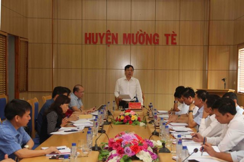 Đồng chí Lê Văn Lương - Phó Bí thư Thường trực Tỉnh ủy phát biểu kết luận tại buổi làm việc
