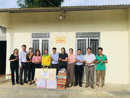 Mặt trận Tổ quốc thành phố Lai Châu trao nhà đại đoàn kết cho gia đình chính sách năm 2020