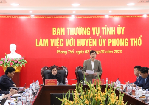 Đồng chí Bí thư Tỉnh ủy và Đoàn công tác làm việc với Huyện Phong Thổ