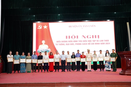 Hội nghị biểu dương điển hình tiêu biểu Học tập và làm theo tư tưởng, đạo đức, phong cách Hồ Chí Minh năm 2024