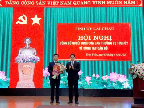 Công bố chức danh Bí thư Huyện ủy Than Uyên