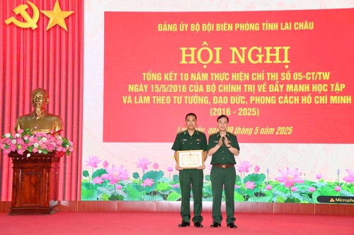 6 tập thể, 14 cá nhân được khen thưởng trong thực hiện Chỉ thị 05-CT/TW của Bộ Chính trị về đẩy mạnh học tập và làm theo tư tưởng, đạo đức, phong cách Hồ Chí Minh (2016-2025)
