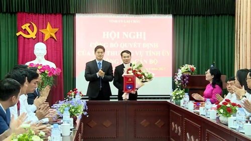 Công bố quyết định bổ nhiệm Hiệu trưởng Trường Chính trị tỉnh
