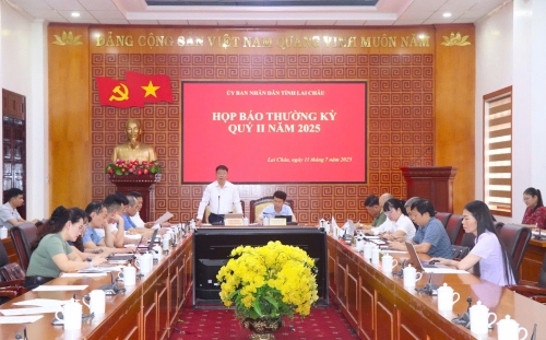 Quang cảnh Họp báo