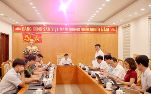Họp Ban Tổ chức Triển lãm thành tựu Đất nước nhân dịp kỷ niệm 80 năm Ngày Quốc khánh (02/9)