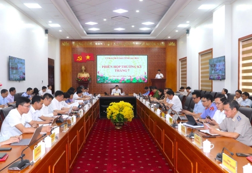 Quang cảnh Phiên họp