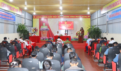 Quang cảnh Kỳ họp