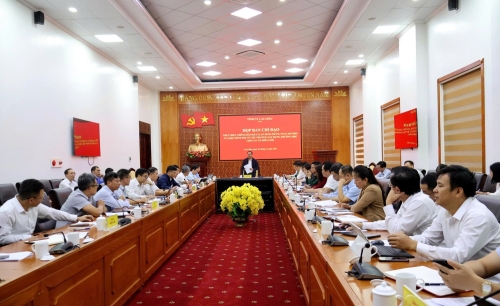 Quang cảnh cuộc họp