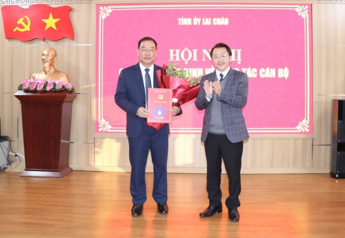 Hội nghị công bố quyết định về công tác cán bộ