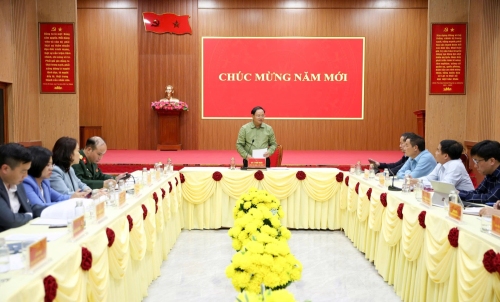 Quang cảnh buổi làm việc