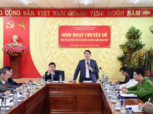 Các chi bộ đã chú trọng đổi mới nội dung, hình thức sinh hoạt theo hướng thiết thực, hiệu quả, bám sát nhiệm vụ của từng loại hình, sinh hoạt chuyên đề từng bước được nâng cao chất lượng