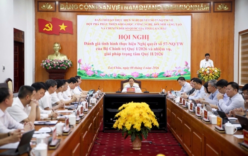 Quang cảnh cuộc họp tại điểm cầu tỉnh