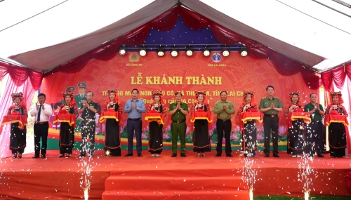 Khánh thành, bàn giao điểm trường mầm non Là Ú Cò, xã Thu Lũm
