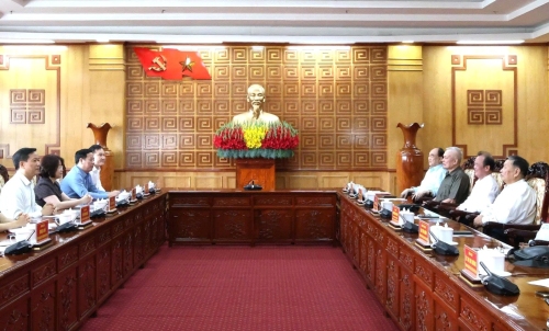 Ban Thường vụ Tỉnh ủy làm việc với Đoàn công tác các đồng chí nguyên lãnh đạo tỉnh Lai Châu, Điện Biên