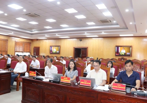 Đại biểu dự Hội nghị tại điểm cầu Ban Tuyên giáo và Dân vận Tỉnh uỷ