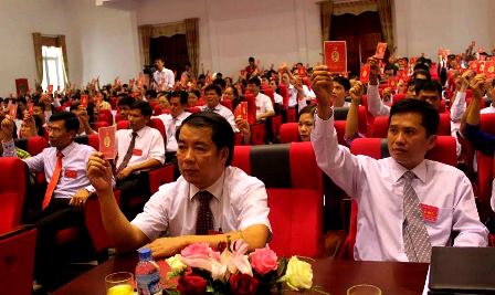 Nghị quyết Đại hội Đảng bộ huyện lần thứ XVII đặt mục tiêu đến năm 2020 đưa Tân Uyên thành huyện phát triển khá của tỉnh