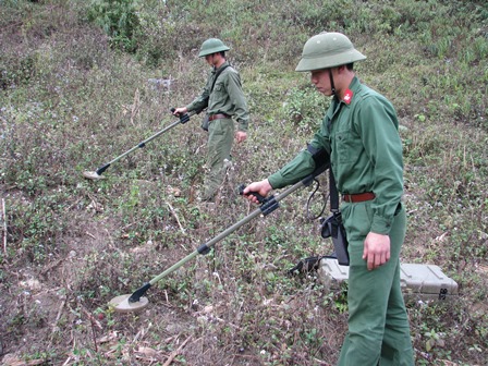 Lực lượng Công binh - Bộ CHQS tỉnh tham gia rà phá bom mìn  vật liệu nổ trên địa bàn tỉnh