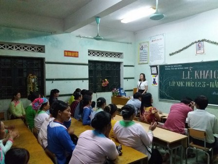 Lớp xóa mù chữ cho 38 học viên tại Bản Nậm Bon 1 và Nậm Bon 2,  xã Phúc Khoa, huyện Tân Uyên năm 2017