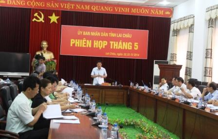 Đồng chí Nguyễn Khắc Chử, Phó Bí thư Tỉnh ủy, Chủ tịch UBND tỉnh phát biểu chỉ đạo Phiên họp
