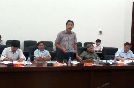   Đại biểu tham gia ý kiến vào Đề án phát triển vùng chè tỉnh Lai Châu giai đoạn 2015-2020