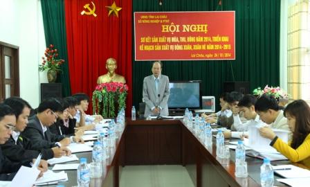   Giám đốc Sở Nông nghiệp và Phát triển nông thôn Hà Văn Um  phát biểu tại Hội nghị