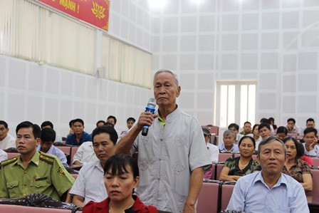 Cử tri huyện Mường Tè kiến nghị tại buổi tiếp xúc