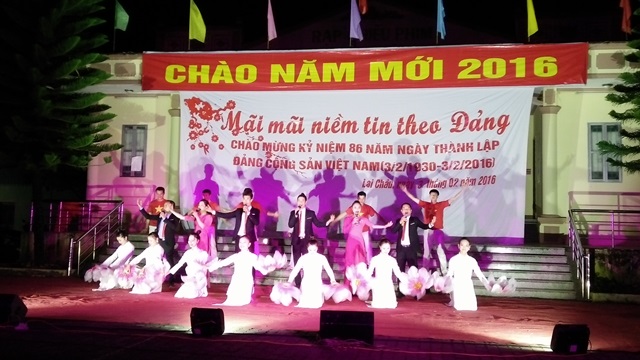 Chương trình văn nghệ chào năm mới 2016 của Đoàn Nghệ thuật dân tộc tỉnh (ảnh: ĐL)