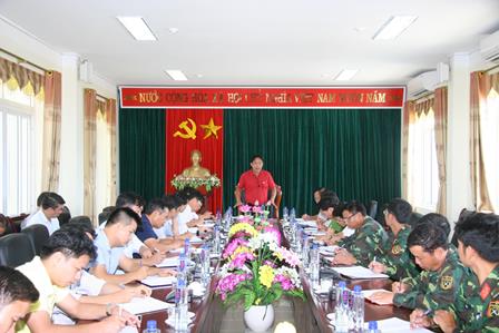 Đồng chí Lê Trọng Quảng - TUV, Phó Chủ tịch UBND tỉnh phát biểu tại buổi làm việc