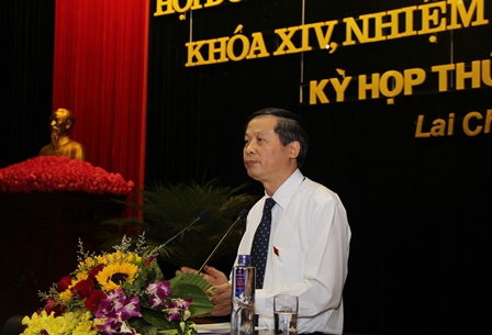 Đồng chí Vũ Văn Hoàn - Phó Bí thư Tỉnh ủy, Chủ tịch HĐND tỉnh  phát biểu khai mạc kỳ họp