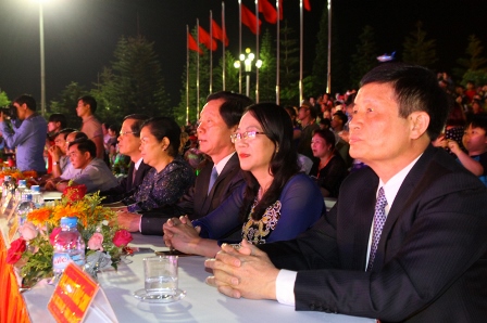 Dự tuần du lịch văn hóa Lai Châu có lãnh đạo Tổng cục Văn hóa (Bộ Văn hóa, Thể thao và Du lịch), Ban Chỉ đạo Tây Bắc, lãnh đạo 8 tỉnh Tây Bắc mở rộng, lãnh đạo tỉnh Lai Châu và đông đảo đồng bào các dân tộc trong tỉnh