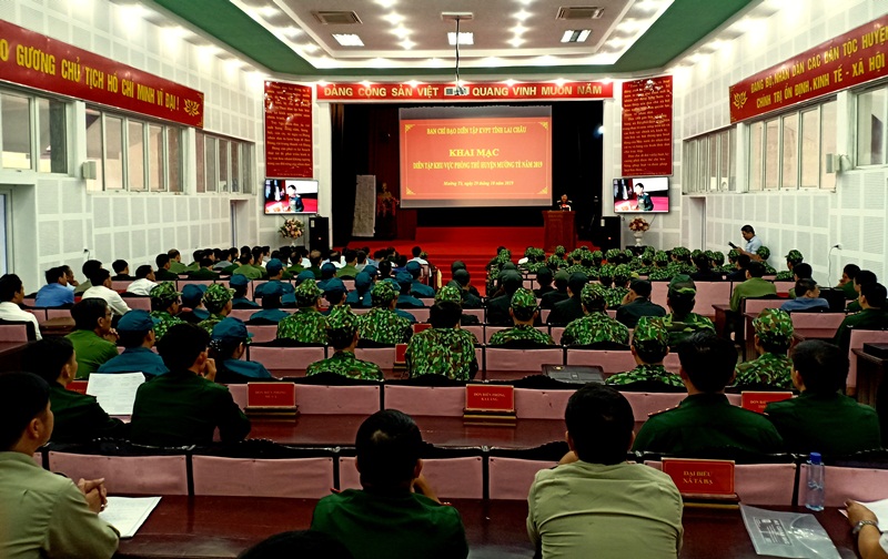 Quang cảnh hội nghị diễn tập KVPT huyện Mường Tè