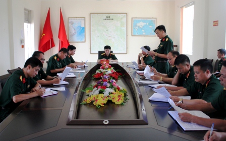 Đoàn kiểm tra làm việc tại Ban CHQS thành phố Lai Châu