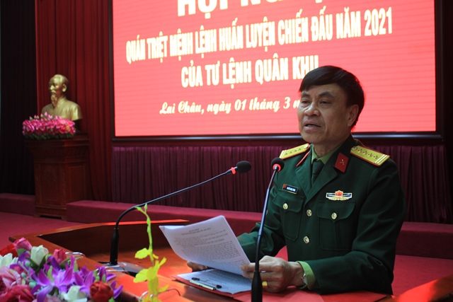 Đồng chí Đại tá Nguyễn Ngọc Lương, Phó Chỉ huy trưởng - Tham mưu trưởng Bộ CHQS tỉnh quán triệt Mệnh lệnh huấn luyện chiến đấu của Tư lệnh Quân khu