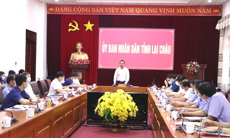 Đồng chí Trần Tiến Dũng - Phó Bí thư Tỉnh ủy, Chủ tịch UBND tỉnh phát biểu kết luận buổi làm việc
