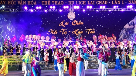 : Cùng với cả nước tỉnh Lai Châu luôn coi trọng việc bảo tồn và phát huy giá trị văn hóa truyền thống các dân tộc