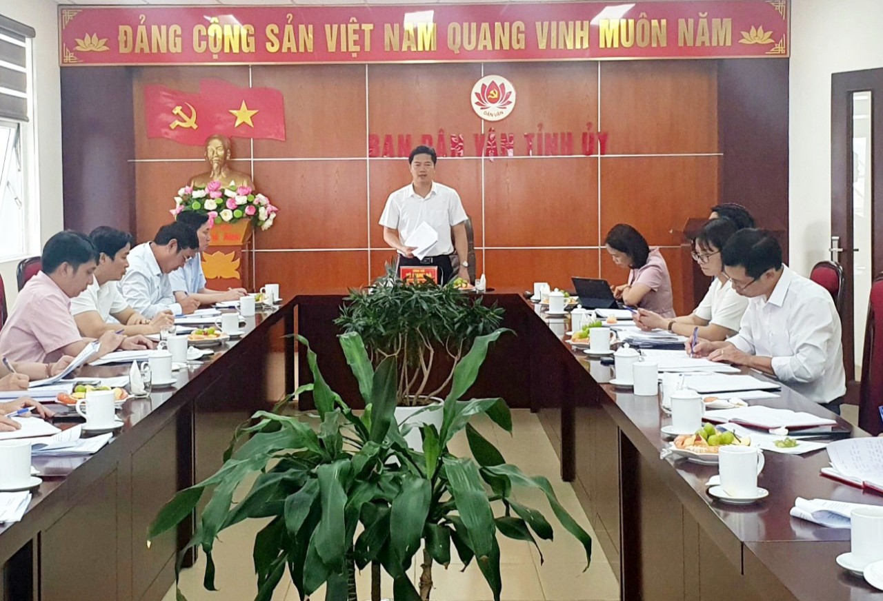 Đồng chí Vũ Mạnh Hà - Ủy viên dự khuyết Trung ương Đảng, Phó Bí thư Thường trực Tỉnh ủy phát biểu kết luận buổi làm việc