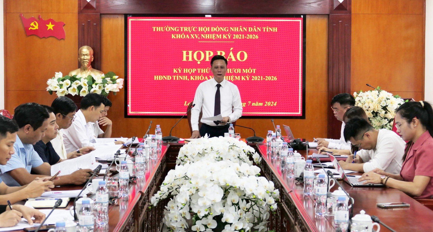 Quang cảnh buổi Họp báo