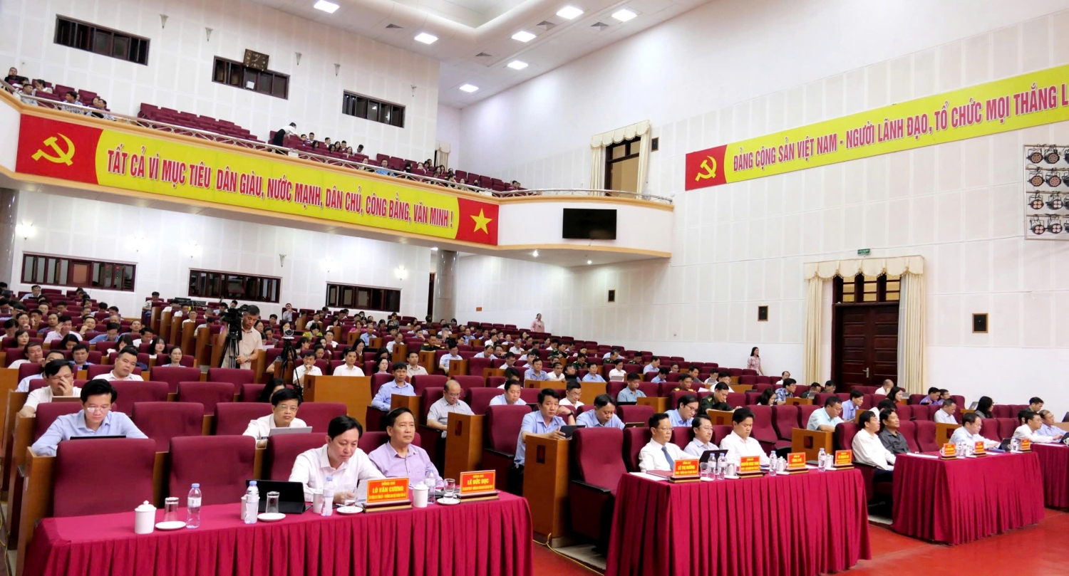 Các đại biểu dự Hội nghị tại điểm cầu Tỉnh uỷ
